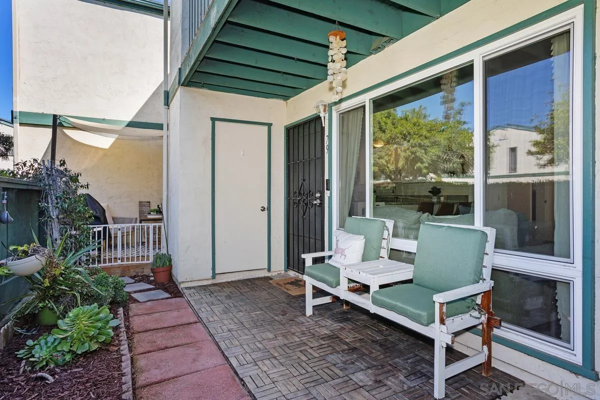 Photo #2: 250019957 Listing 