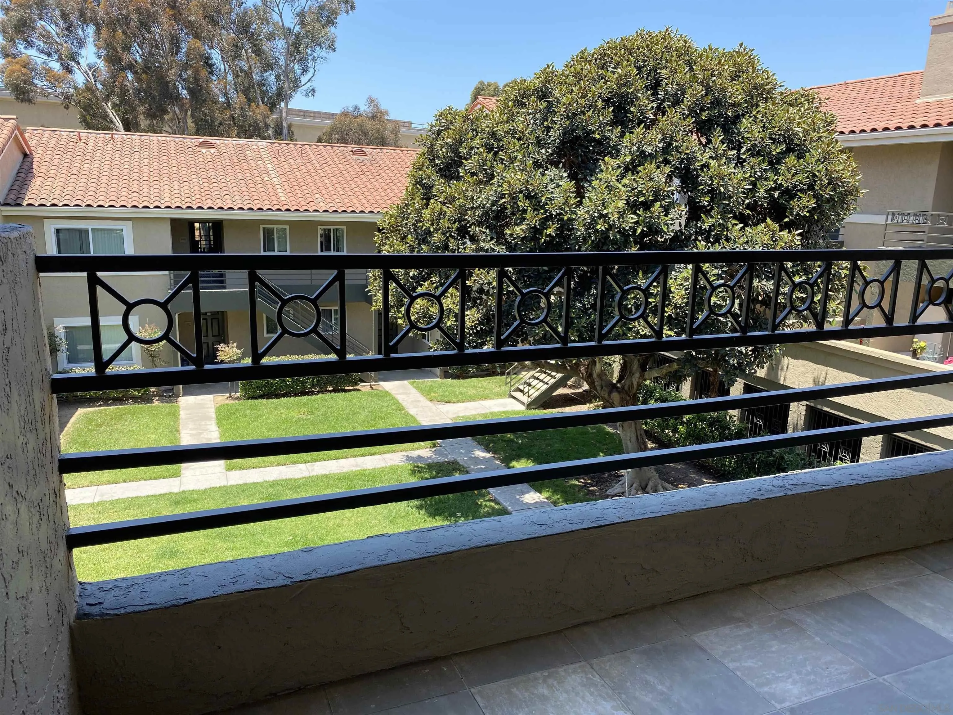 Photo #8: 250019992 Listing: Photo #8