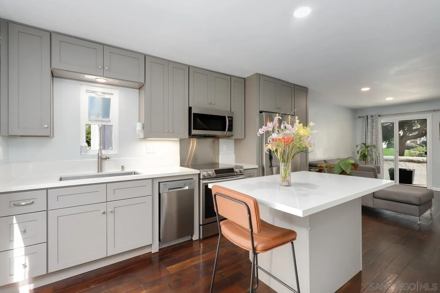 Photo #5: 250020044 Listing 