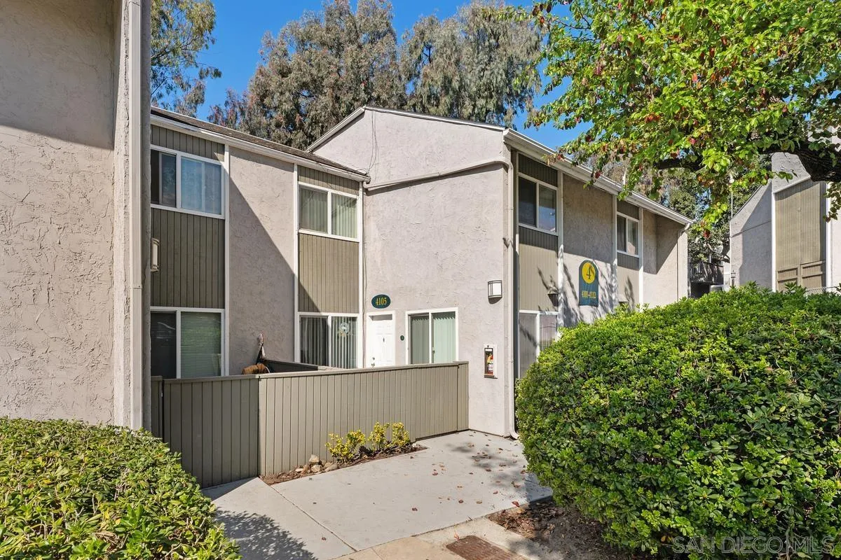 More Details about MLS # 250020054 : 6333 COLLEGE GROVE UNIT 4105