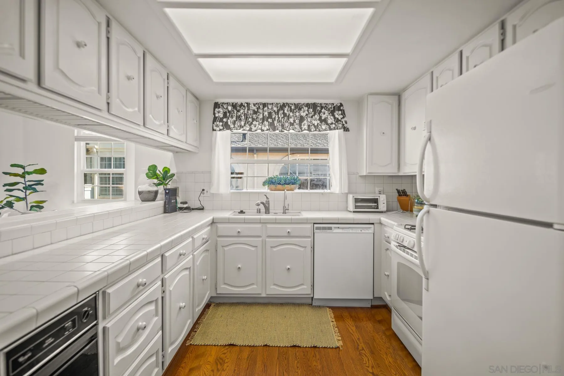 Photo #8: 250020171 Listing: Photo #8