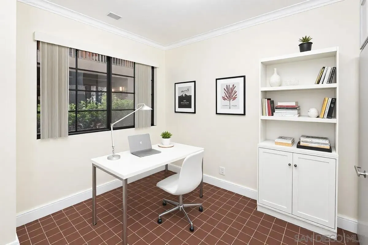 Photo #5: 250020212 Listing 