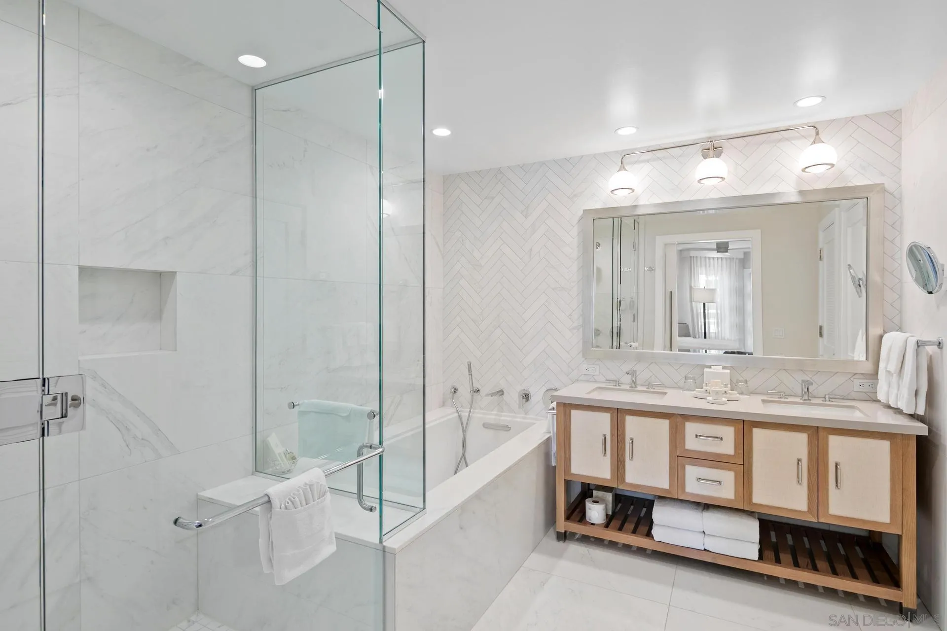 Photo #10: 250020214 Listing: Photo #10