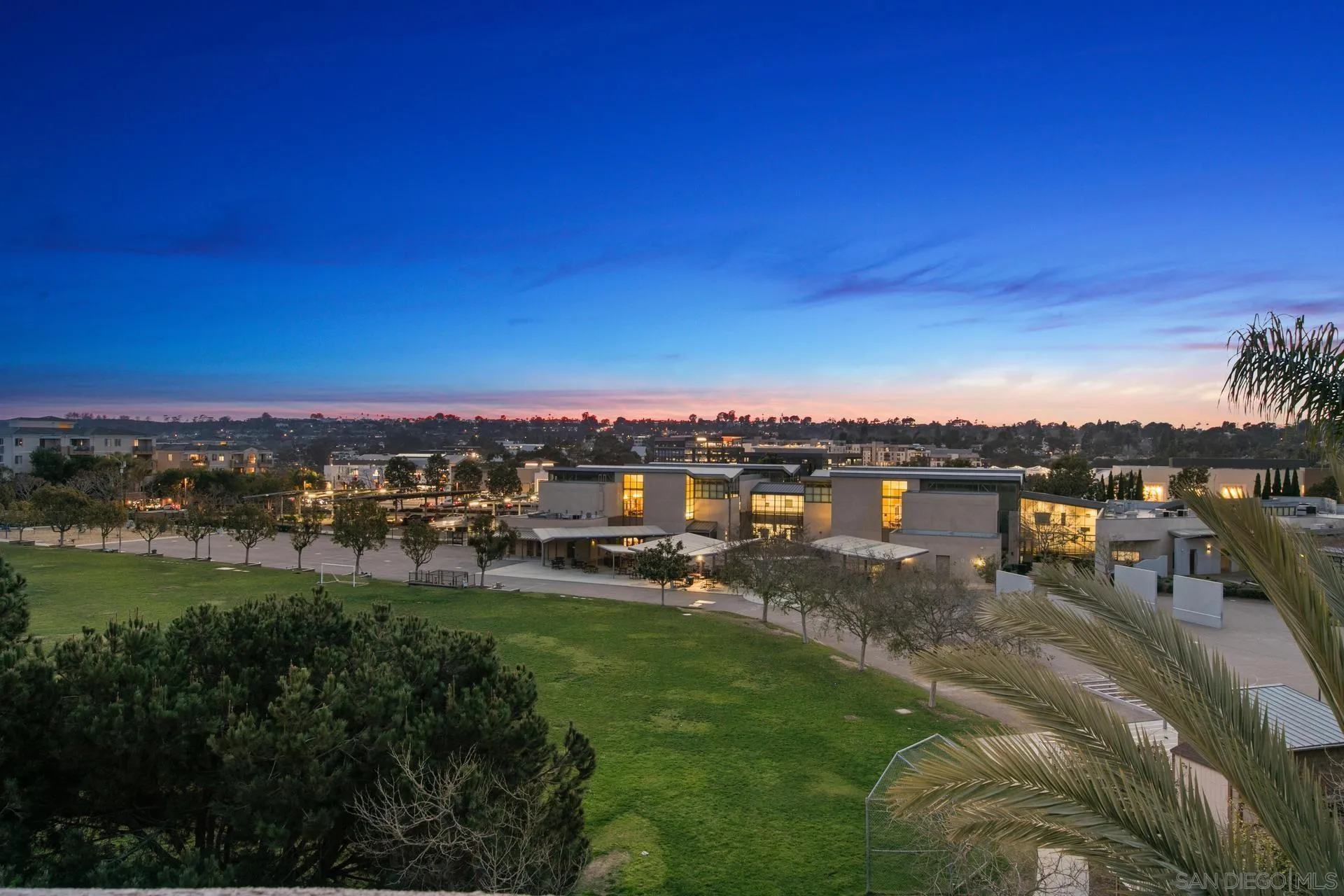 More Details about MLS # 250020241 : 12646 CARMEL COUNTRY RD UNIT 160