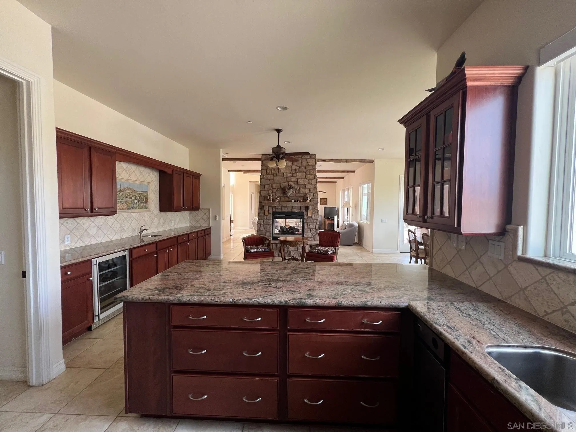 https://cdn.realtyfeed.com/cdn/127/250020292/a3d4eaa41b5ce6110ee2ab621de1a2e5.webp