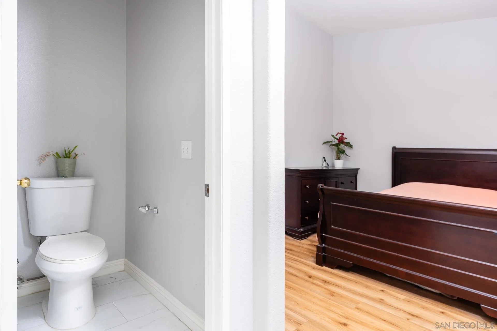 https://cdn.realtyfeed.com/cdn/127/250020316/cf8c59e7e1d974ee9ab79ce3dd47e182.webp