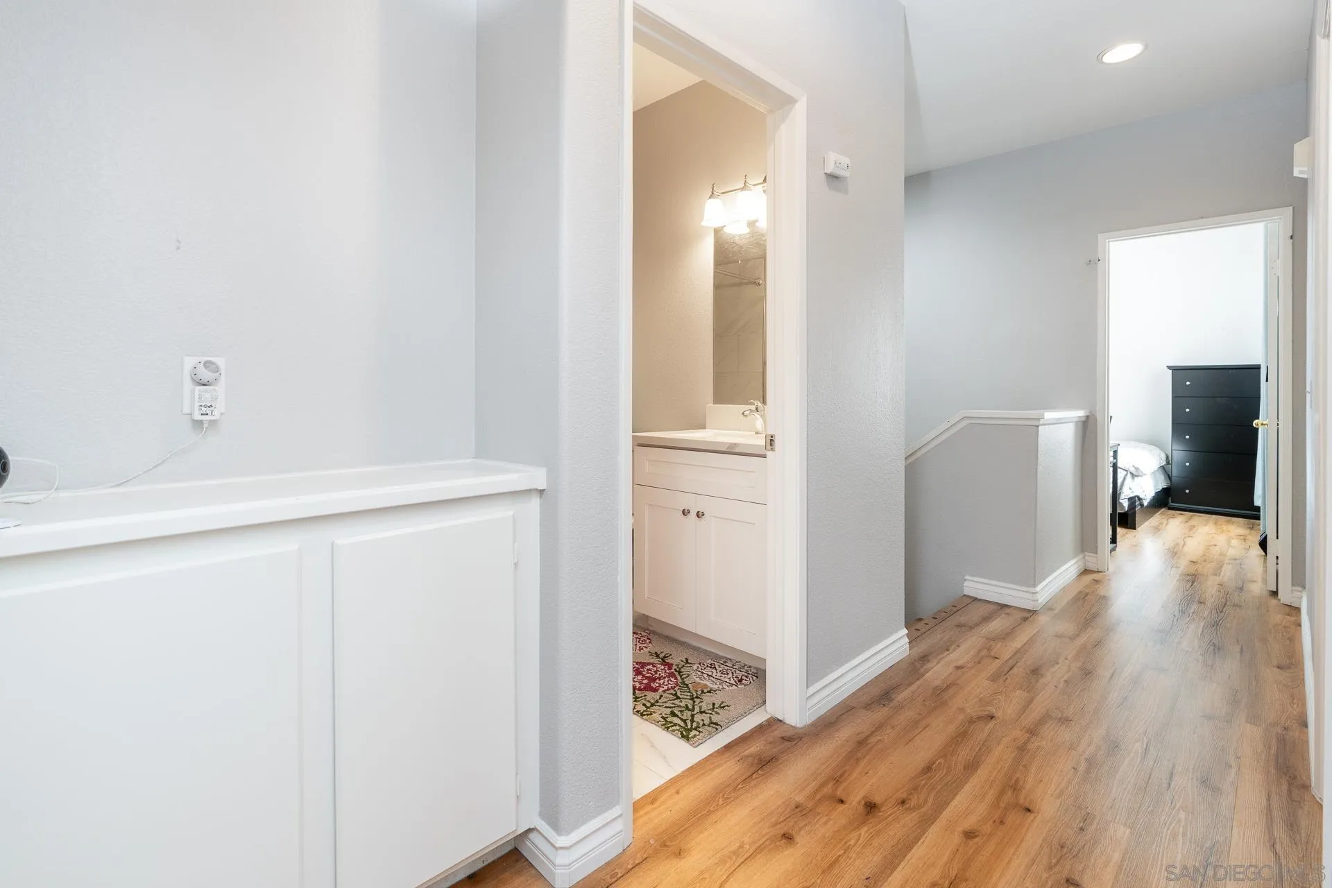 https://cdn.realtyfeed.com/cdn/127/250020316/fde273678f7490f6cec14545be1bde72.webp