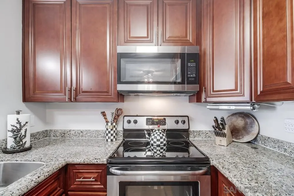https://cdn.realtyfeed.com/cdn/127/250020350/69c56af182652701966a06fae63ac3d2.webp