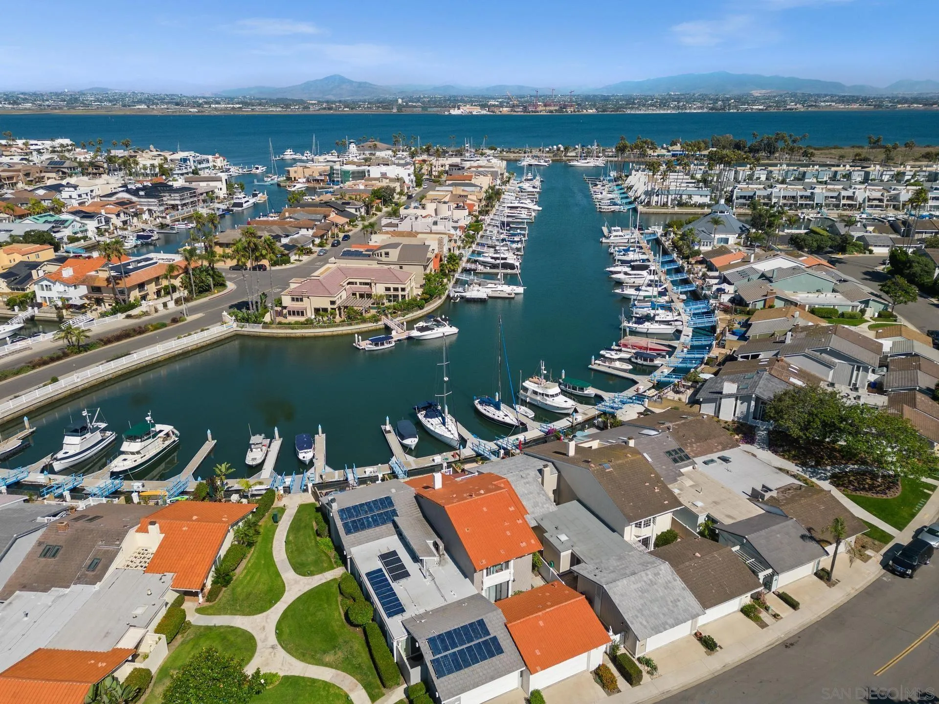 https://cdn.realtyfeed.com/cdn/127/250020380/1445d262b7e2ce0c8627efe275b31a2d.webp
