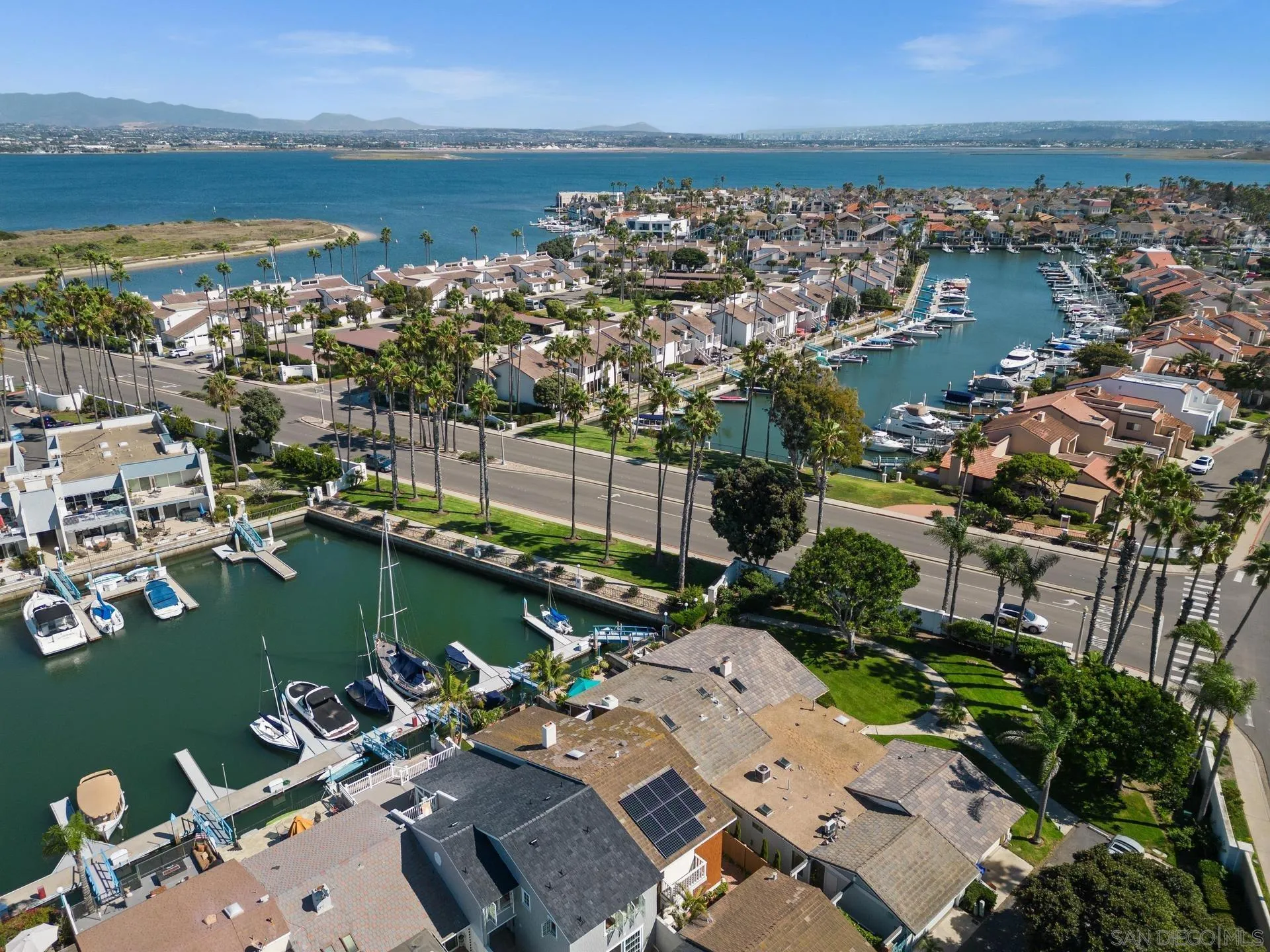 https://cdn.realtyfeed.com/cdn/127/250020380/adb58db68244202a395004475064ca6d.webp