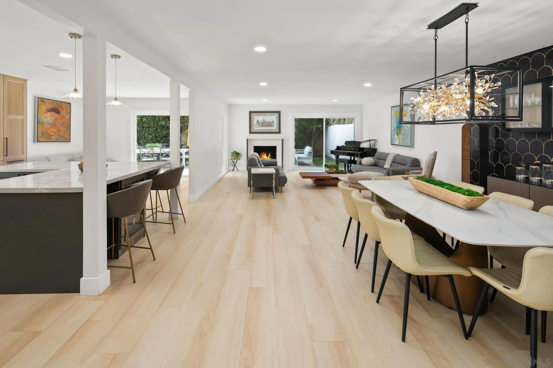 https://cdn.realtyfeed.com/cdn/127/250020380/c155cac49ce0781b3696655d5cbfee71.webp
