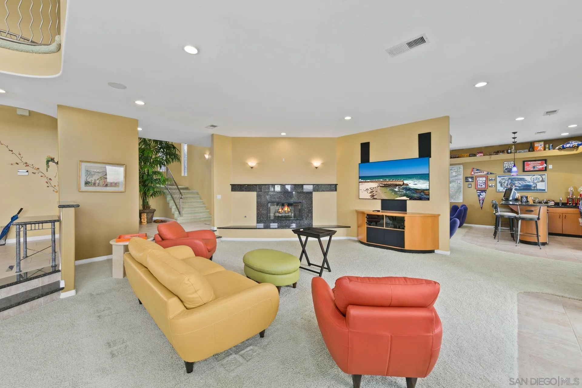 https://cdn.realtyfeed.com/cdn/127/250020382/16e23ee8223e825df33fe29b4f8bac96.webp