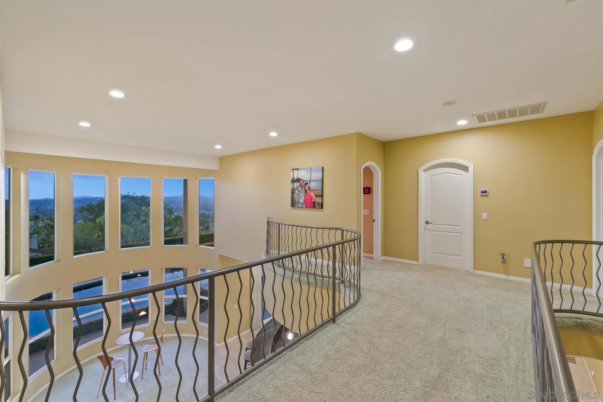 https://cdn.realtyfeed.com/cdn/127/250020382/473ff3e9f985db5ea1d3f5ac9a7fd0e8.webp