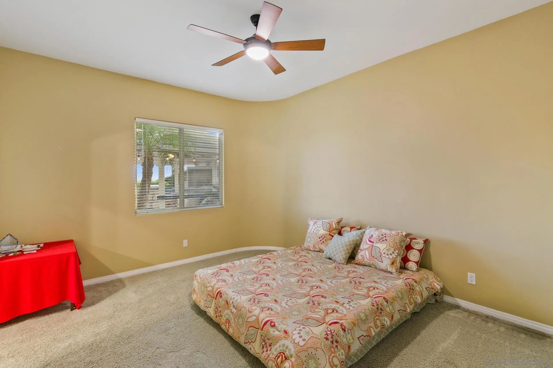 https://cdn.realtyfeed.com/cdn/127/250020382/6dc60506d9708125bd44b2fa23fb0a72.webp