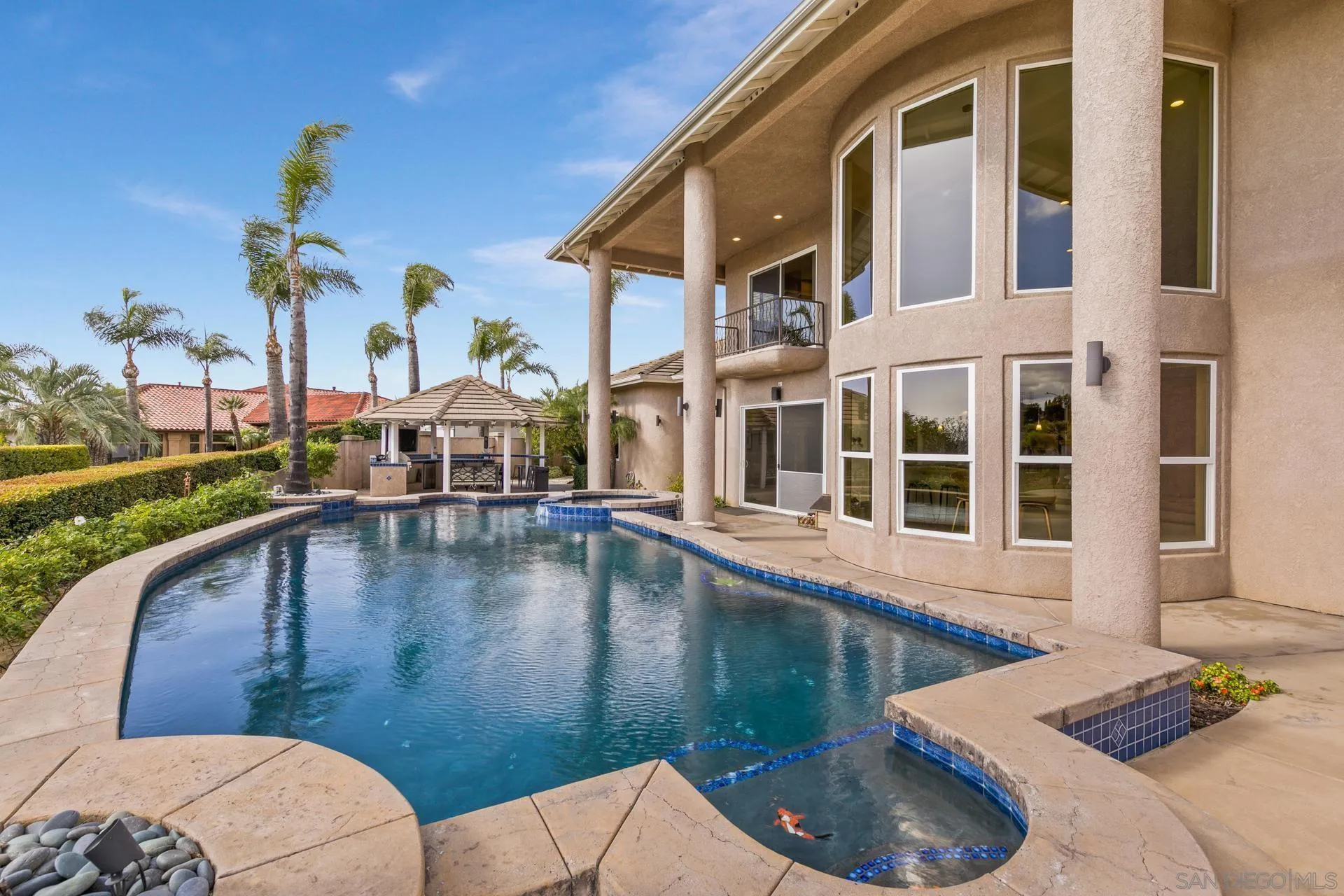 https://cdn.realtyfeed.com/cdn/127/250020382/7ec25b0290557a1221678e845387085a.webp