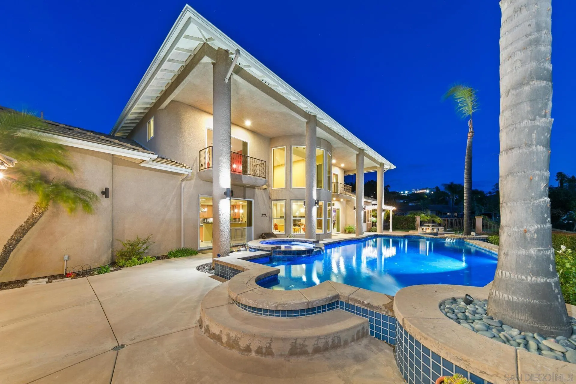 https://cdn.realtyfeed.com/cdn/127/250020382/8de80c7bf238b288fe03e68b5f5925cb.webp