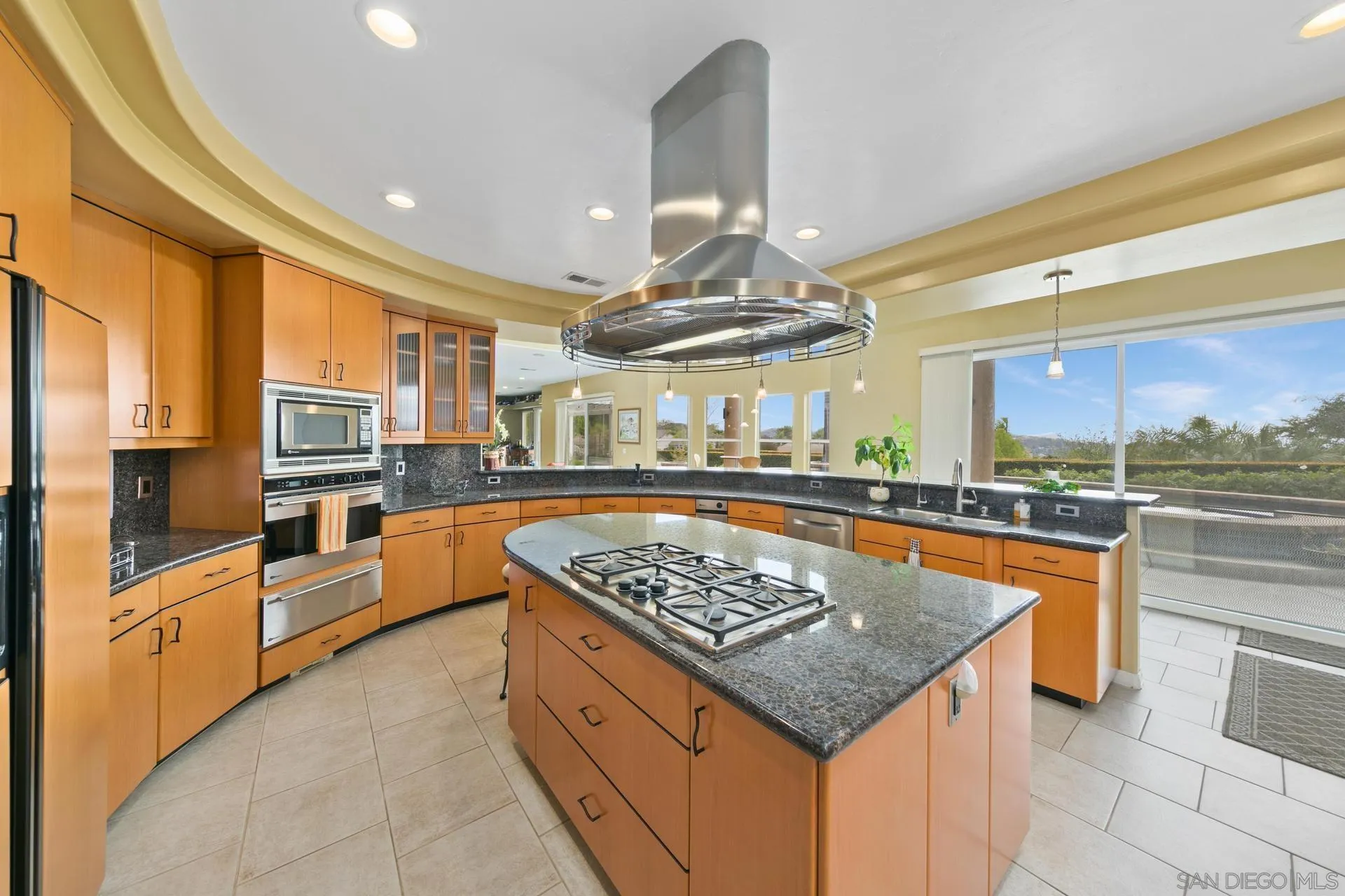 https://cdn.realtyfeed.com/cdn/127/250020382/a6b709570bef16d8bea8de60373d3c3e.webp