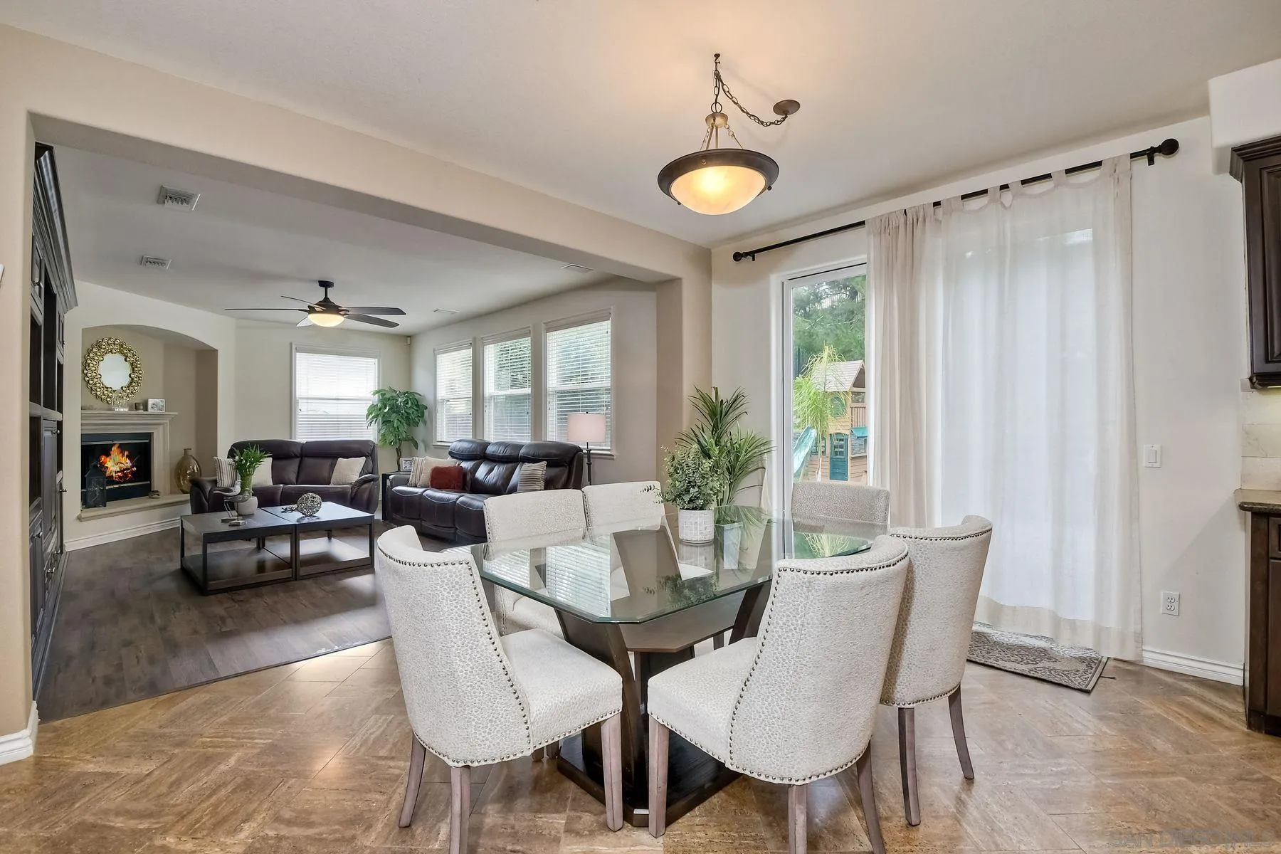 https://cdn.realtyfeed.com/cdn/127/250020455/2f6b5ffecc73222344e493d476f93212.webp