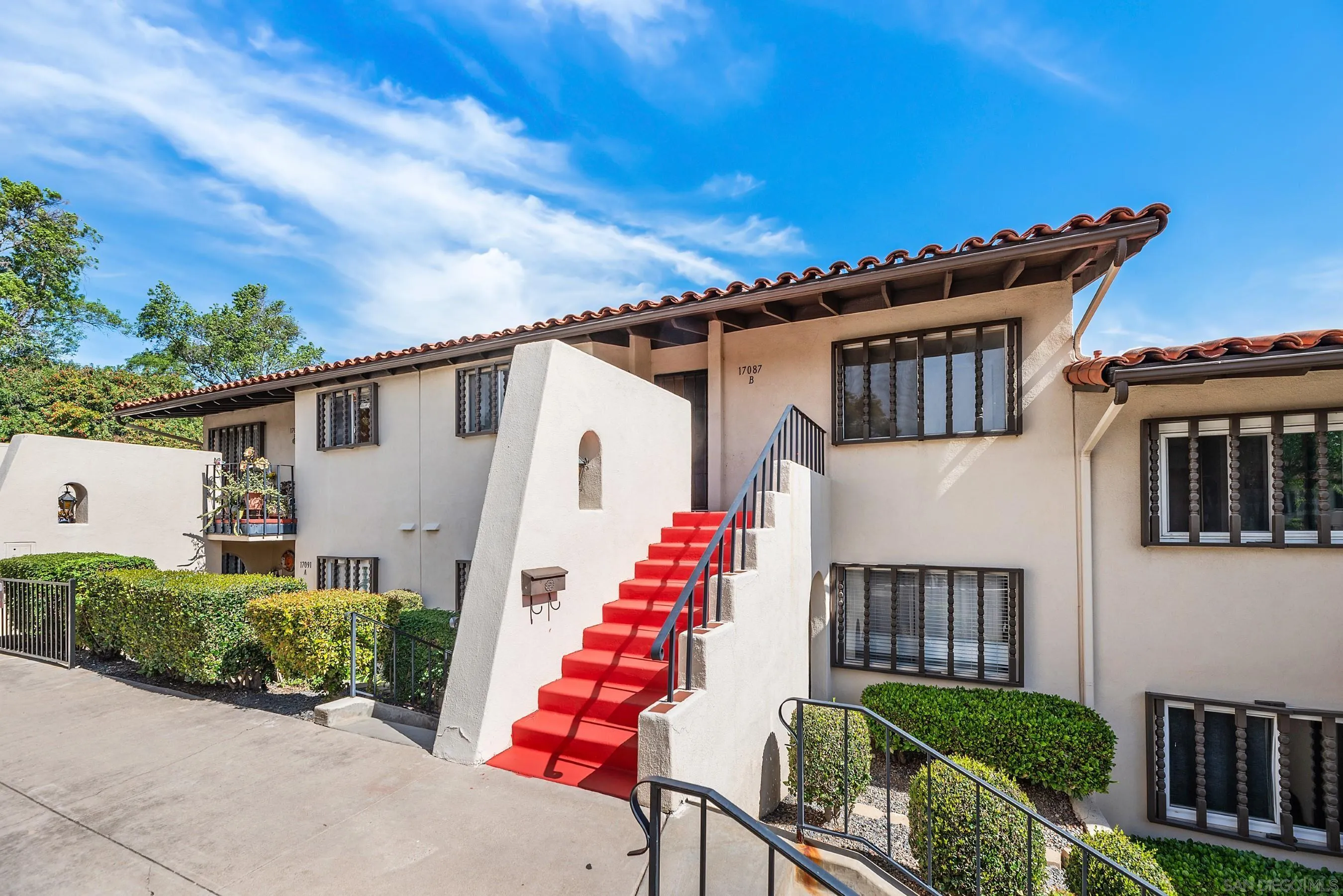 Photo #2: 250020512 Listing 
