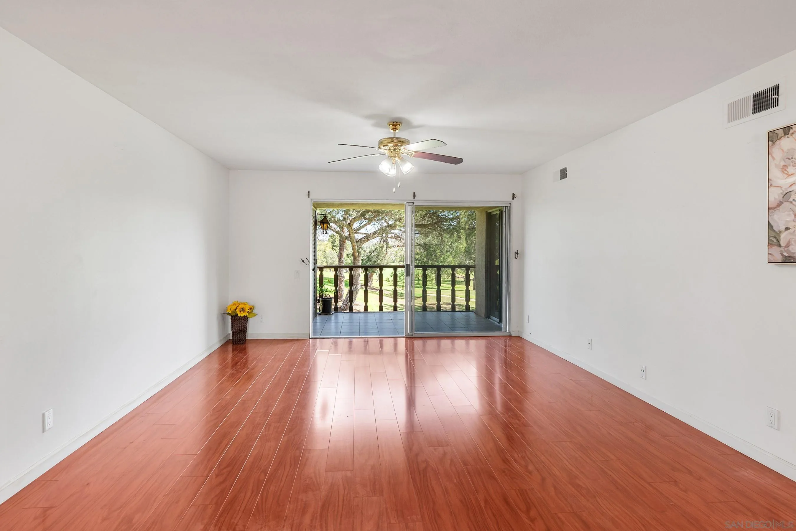 Photo #6: 250020512 Listing 