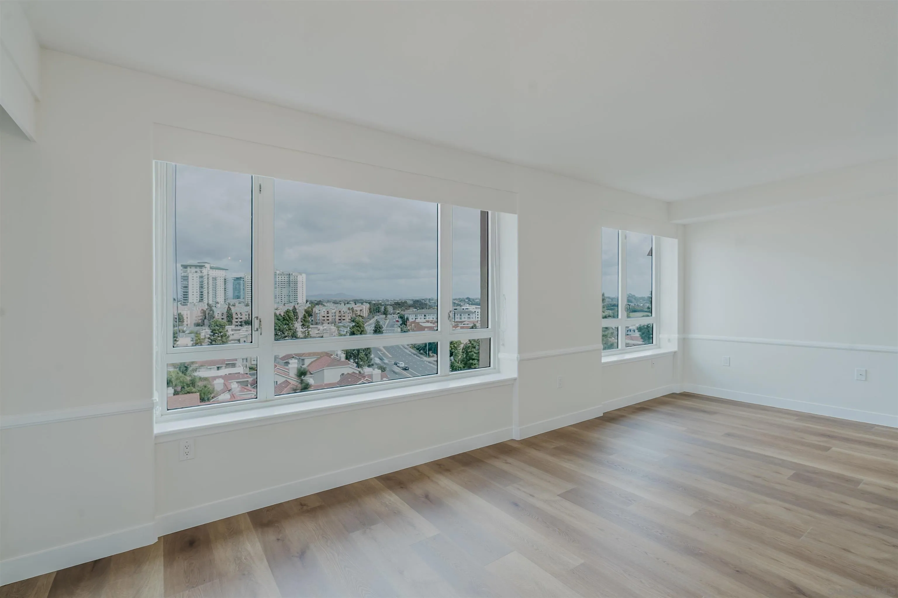 Photo #3: 250020559 Listing 