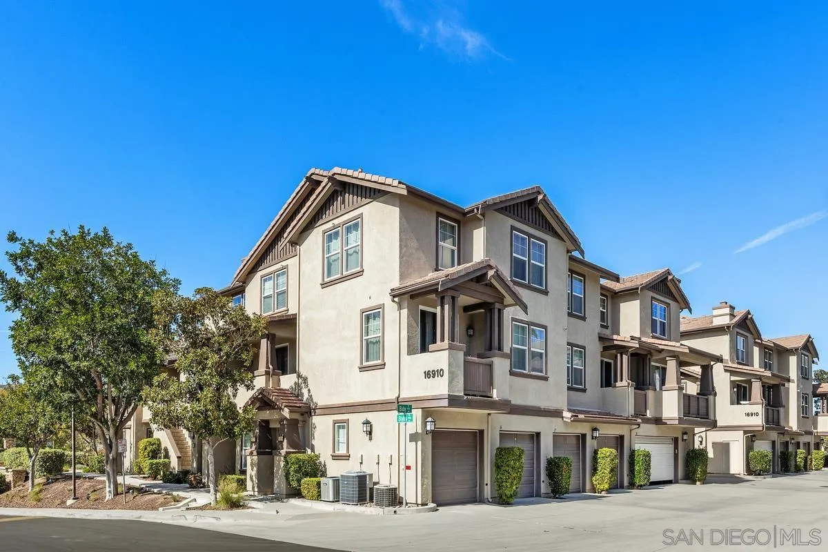 Photo #2: 250020579 Listing 