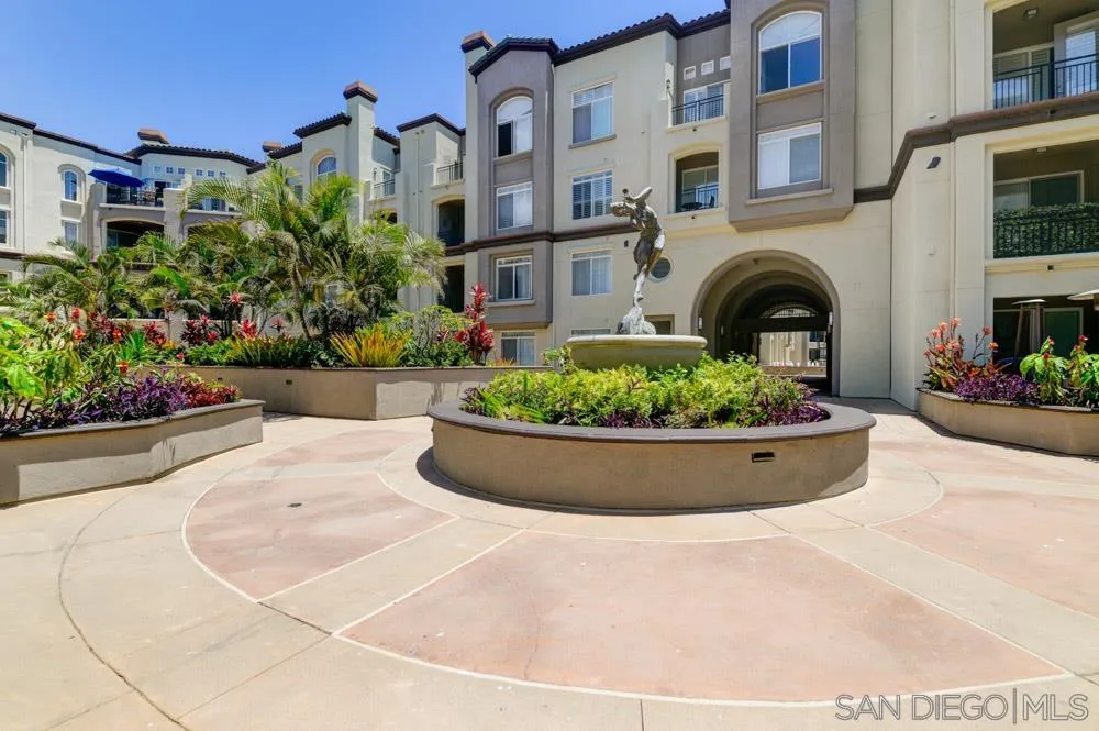 Photo #3: 250020593 Listing 