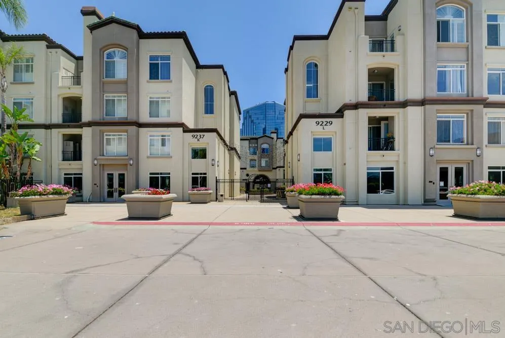 Photo #2: 250020593 Listing 