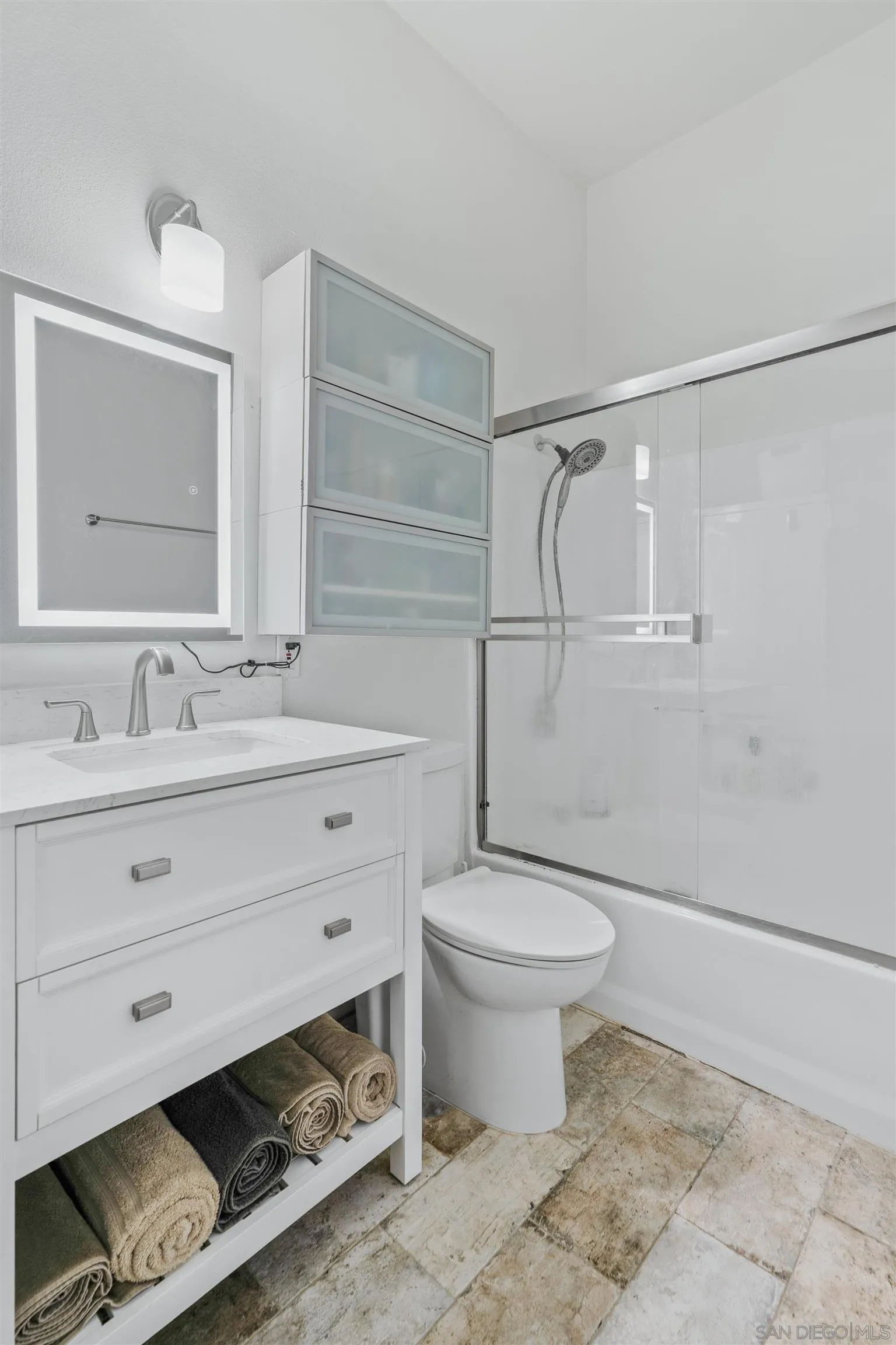 https://cdn.realtyfeed.com/cdn/127/250020622/d95838558b46622ef02d647baf8234e5.webp