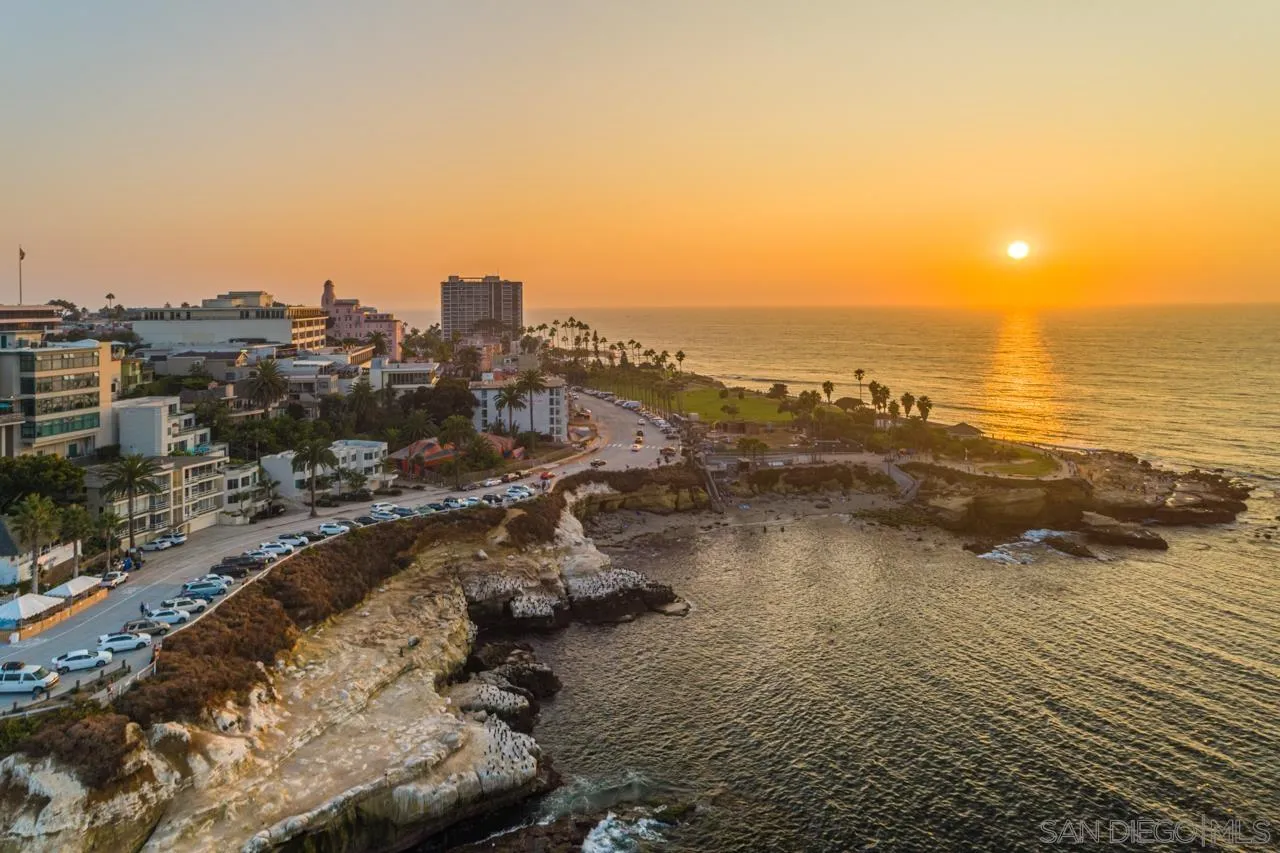 1219 Coast Blvd Unit 6, La Jolla, Ca 92037 - Main photo, La Jolla, CA