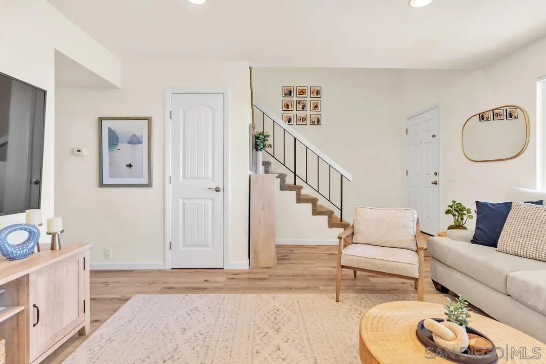 Photo #6: 250020664 Listing 