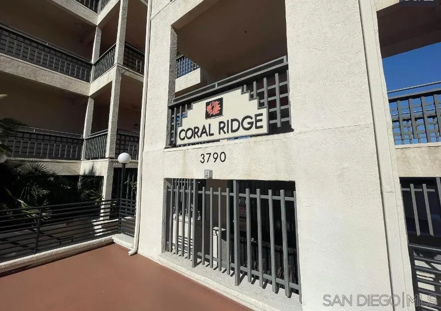 Photo #2: 250020685 Listing 