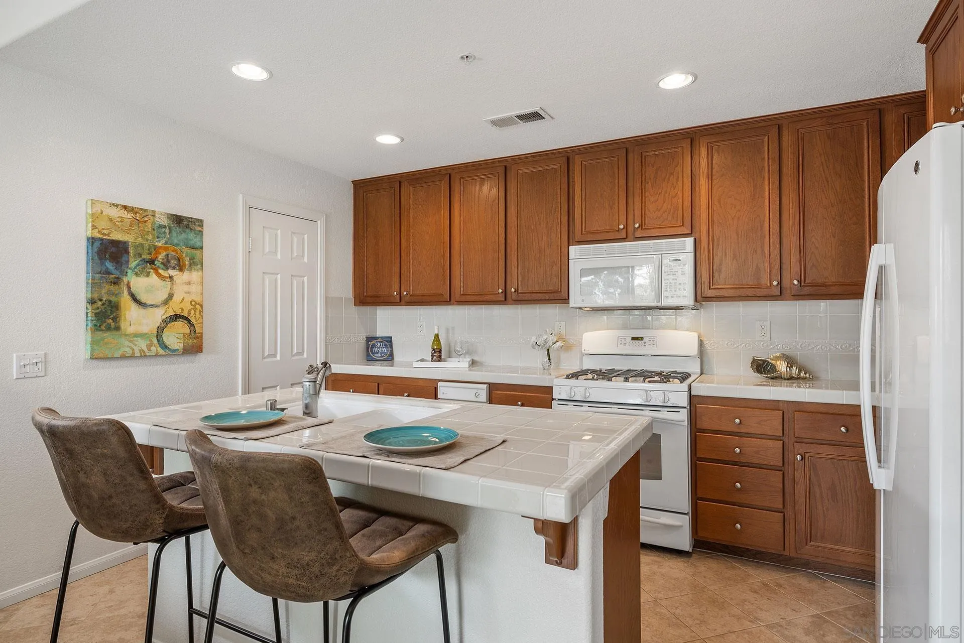Photo #3: 250020709 Listing 