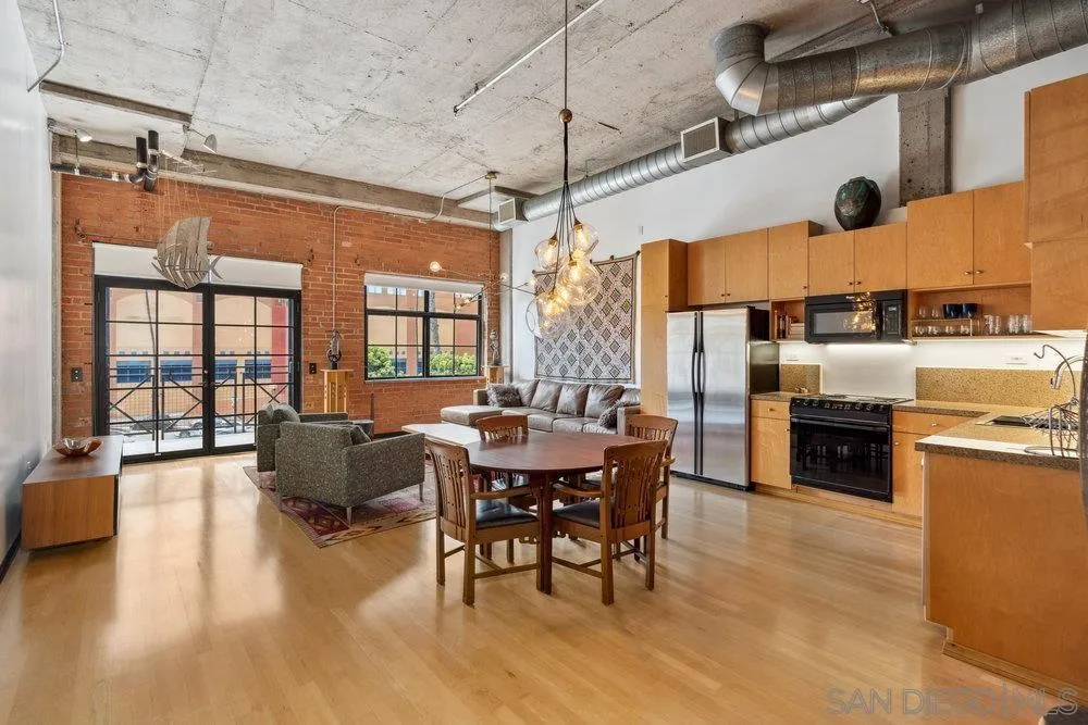 Photo #5: 250020720 Listing 