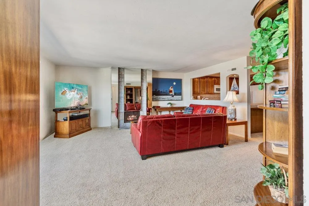 Photo #6: 250020761 Listing 
