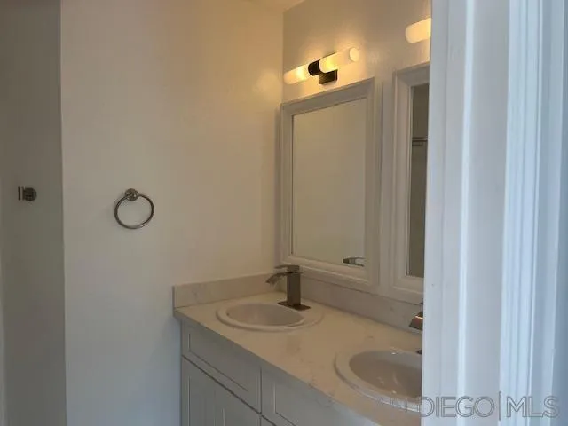 Photo #4: 250020767 Listing 