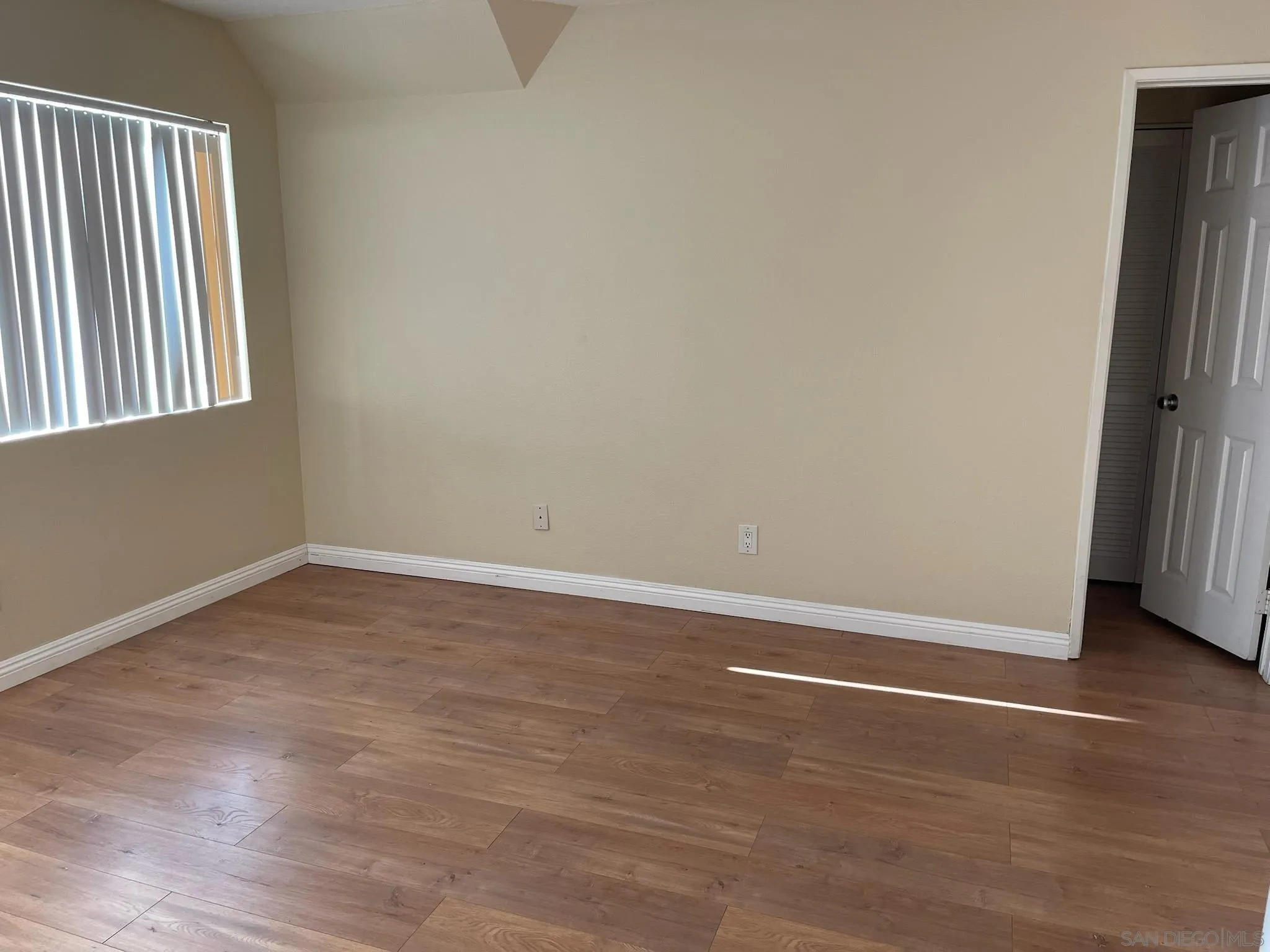 https://cdn.realtyfeed.com/cdn/127/250020779/224c56c0b5b2108849be7eb76c55fb31.webp