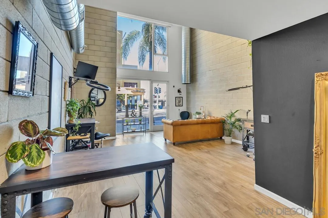 Photo #5: 250020783 Listing: Photo #5