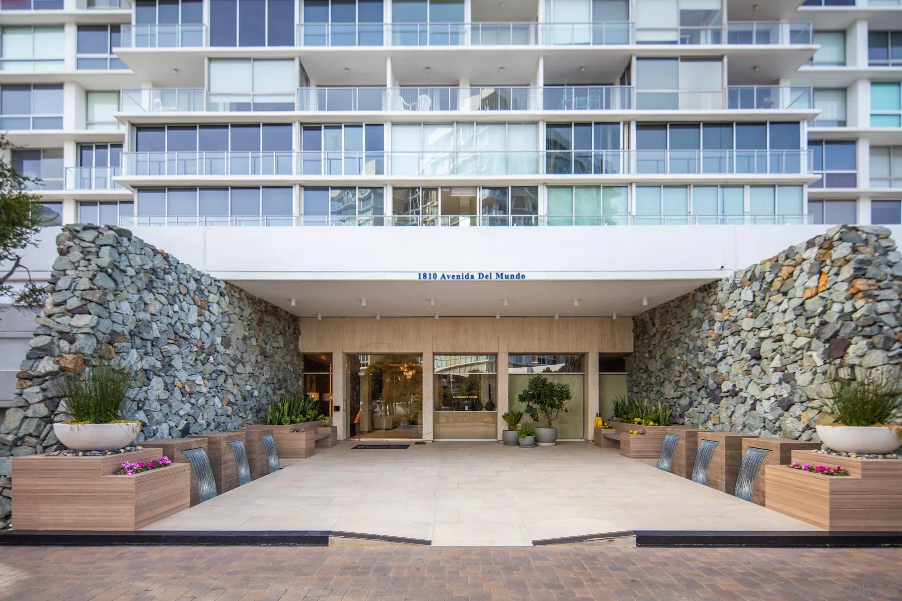 Photo #4: 250020792 Listing 