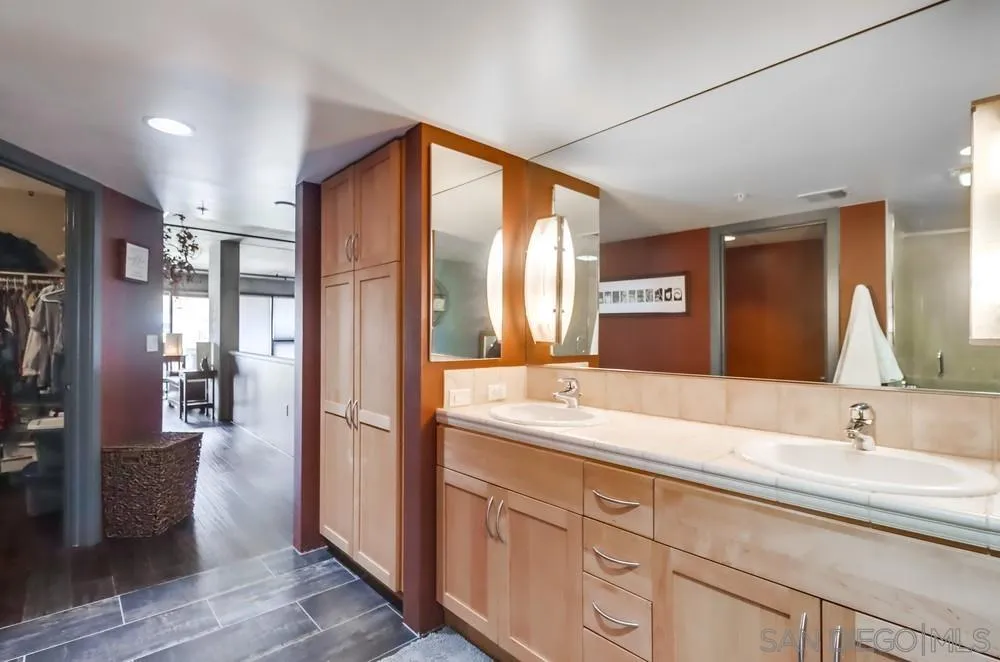 https://cdn.realtyfeed.com/cdn/127/250020846/c8ab433b67d115939ff0c21a5f34872e.webp