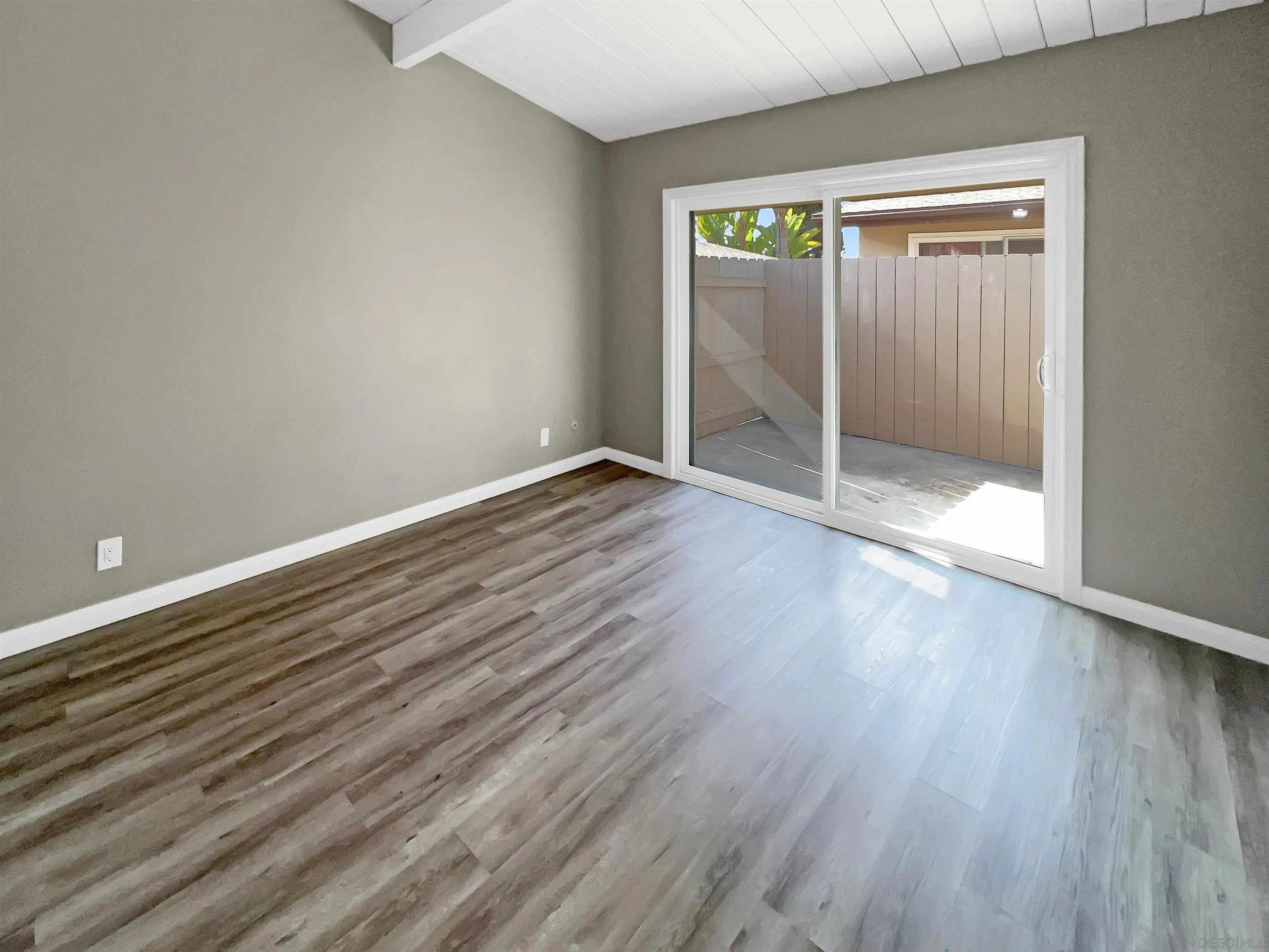 Photo #18: 250020849 Listing: Photo #18