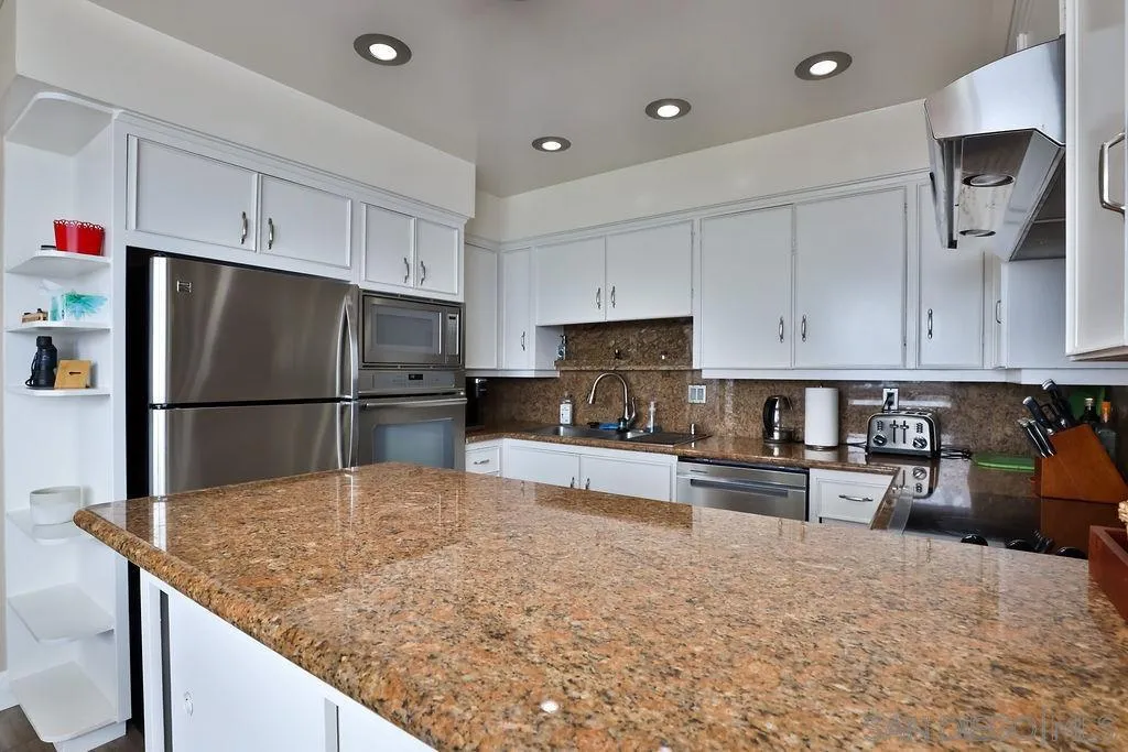 https://cdn.realtyfeed.com/cdn/127/250020855/739200b76ab7a65d472b06f03f5bd647.webp