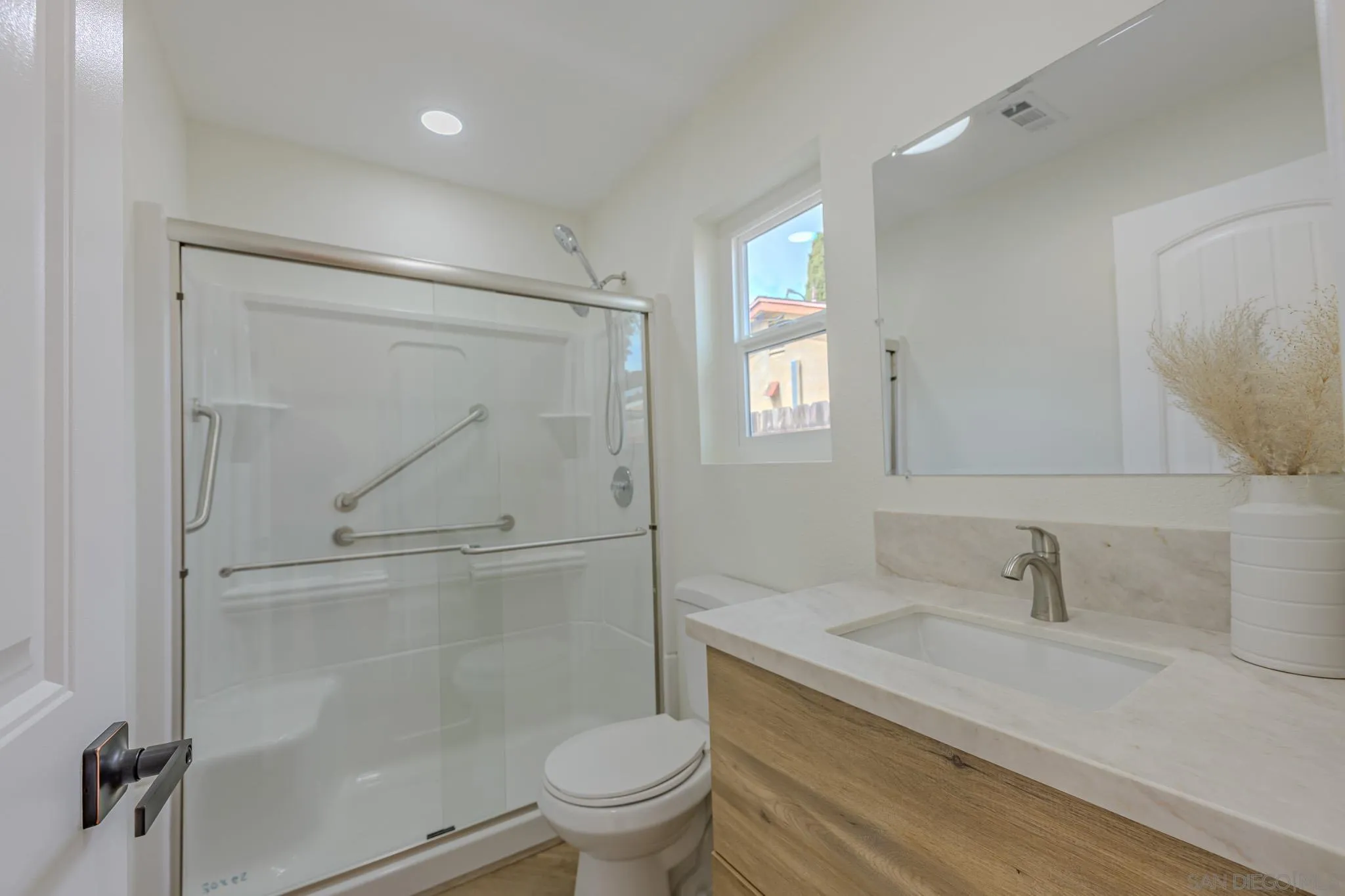https://cdn.realtyfeed.com/cdn/127/250020886/453ef4b80d89b32337390954a09aea86.webp