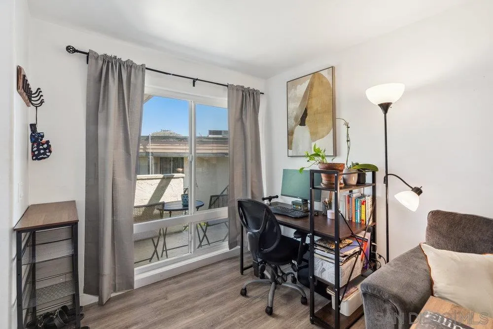 Photo #5: 250020907 Listing 