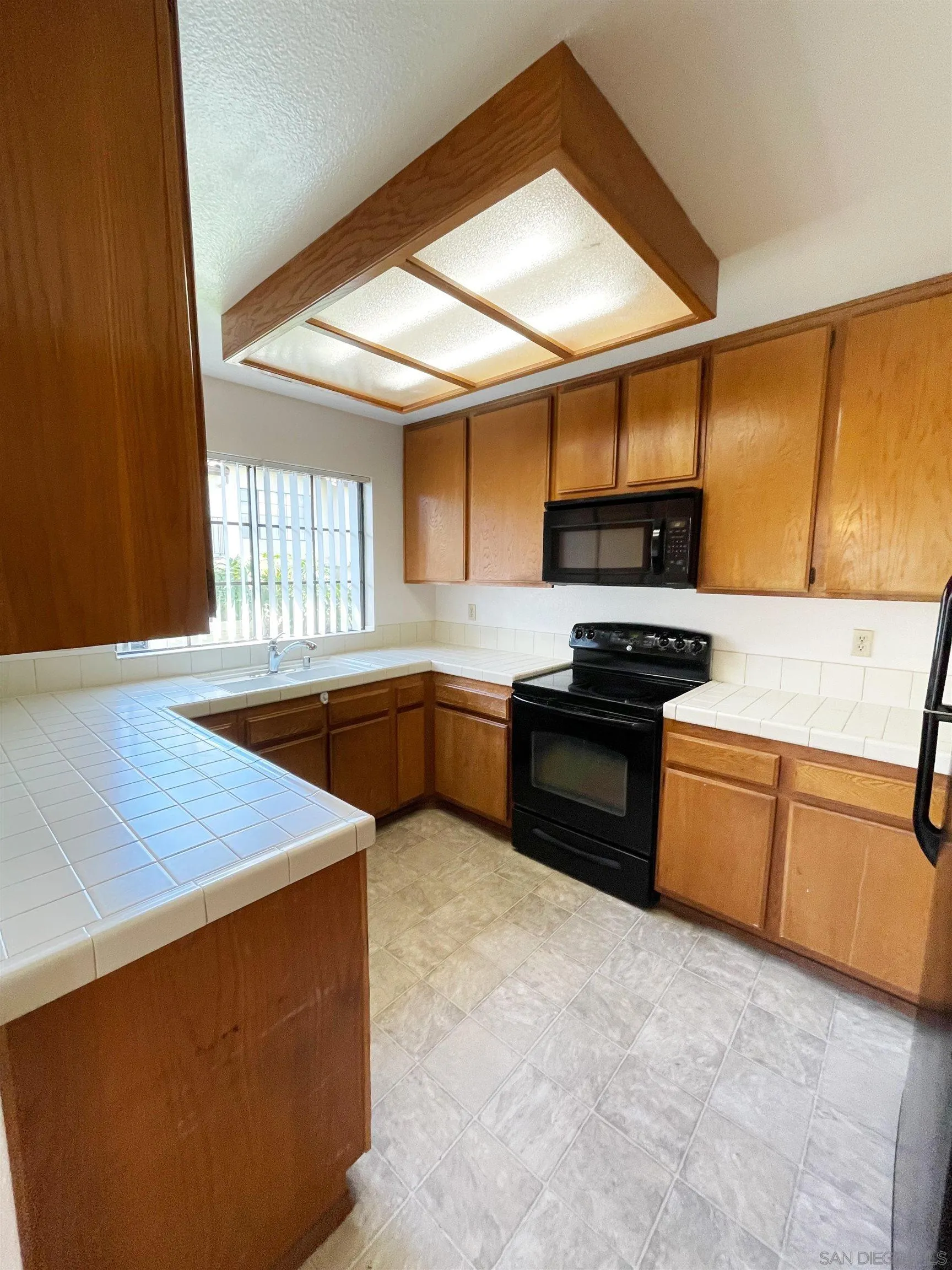 Photo #4: 250020986 Listing 