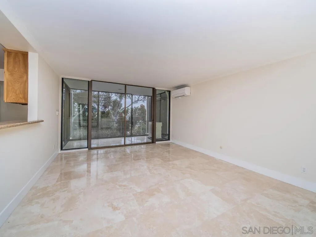 Photo #4: 250021015 Listing 