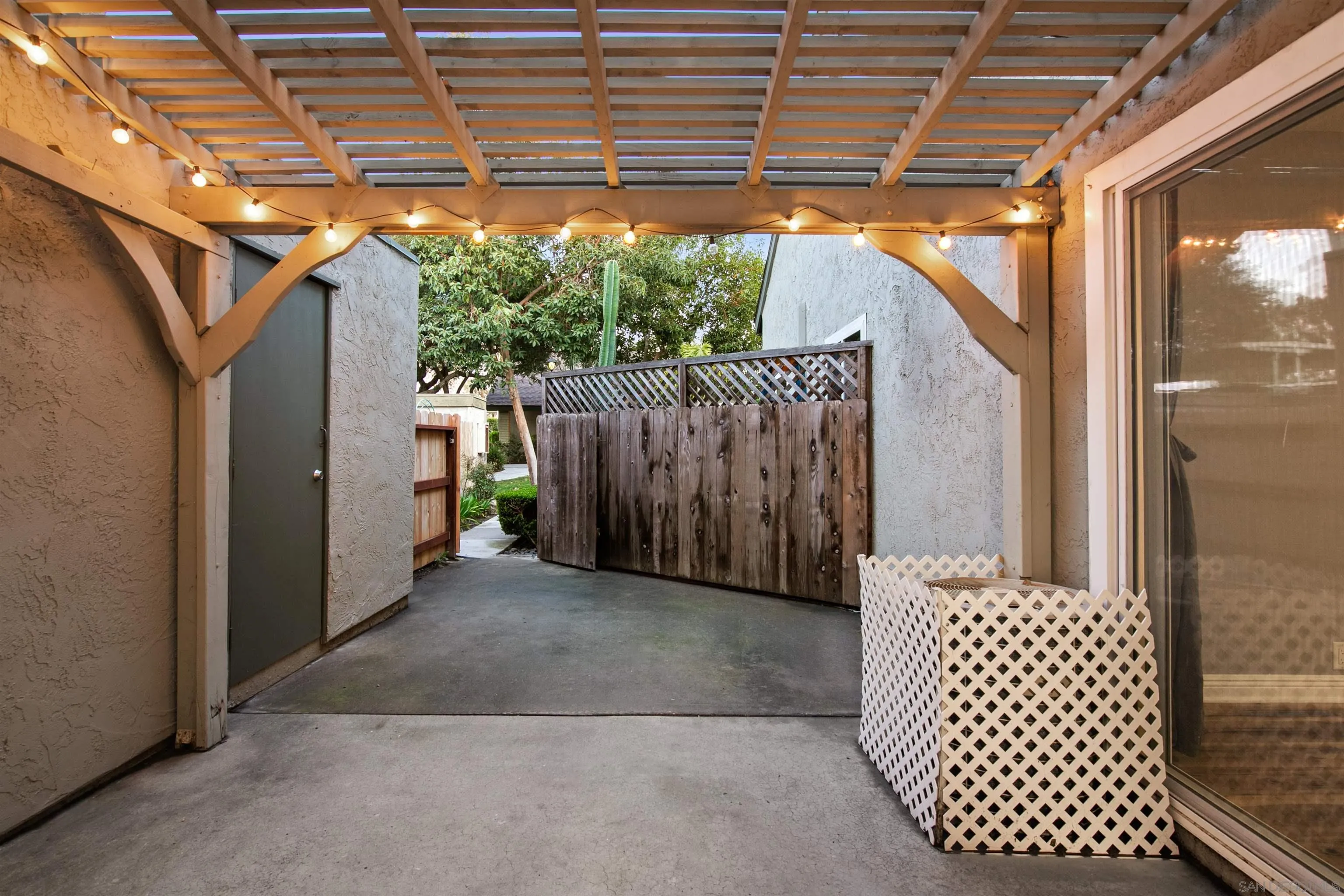 Photo #6: 250021049 Listing 