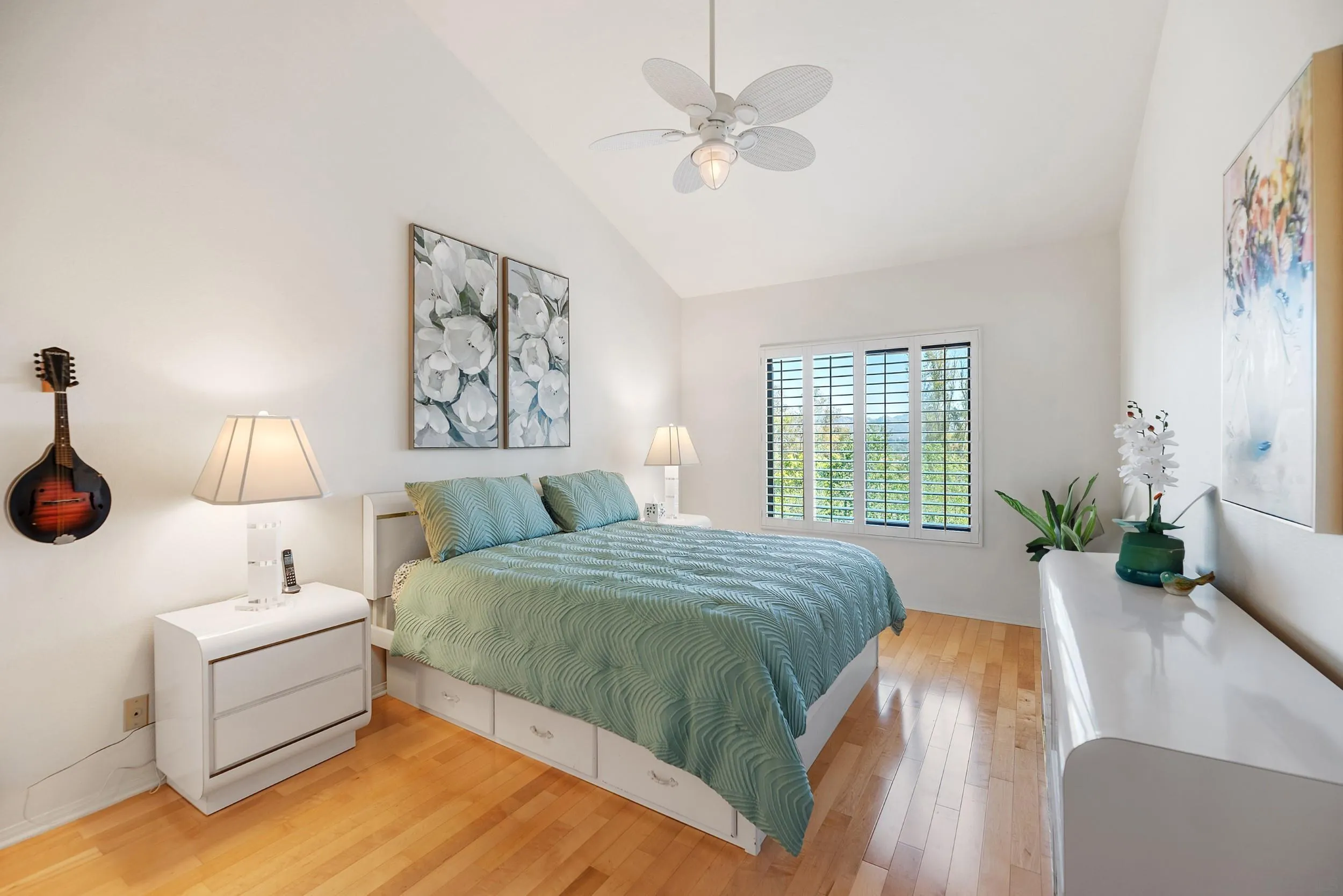 https://cdn.realtyfeed.com/cdn/127/250021055/5b23e8d84272f9b9067aae2cfd46906e.webp