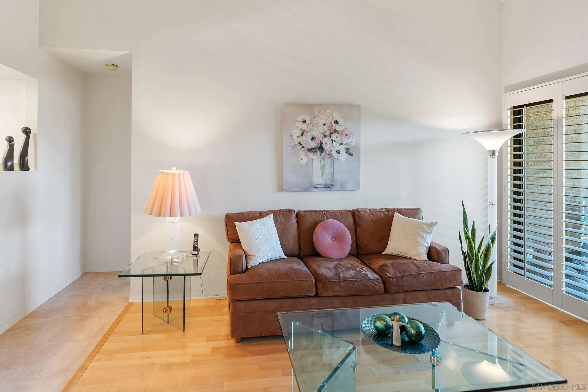 https://cdn.realtyfeed.com/cdn/127/250021055/c3f5344773178b20b9343dde4f8d91f8.webp