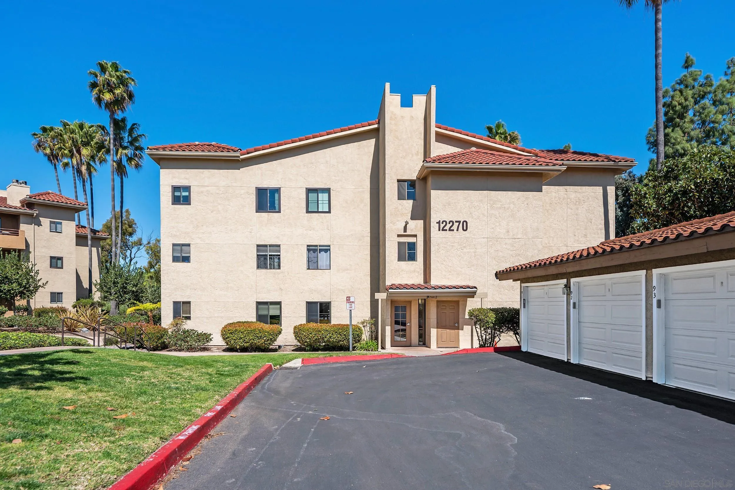 https://cdn.realtyfeed.com/cdn/127/250021055/ecff6ebdd791d4fa6d55156165d8b9d3.webp